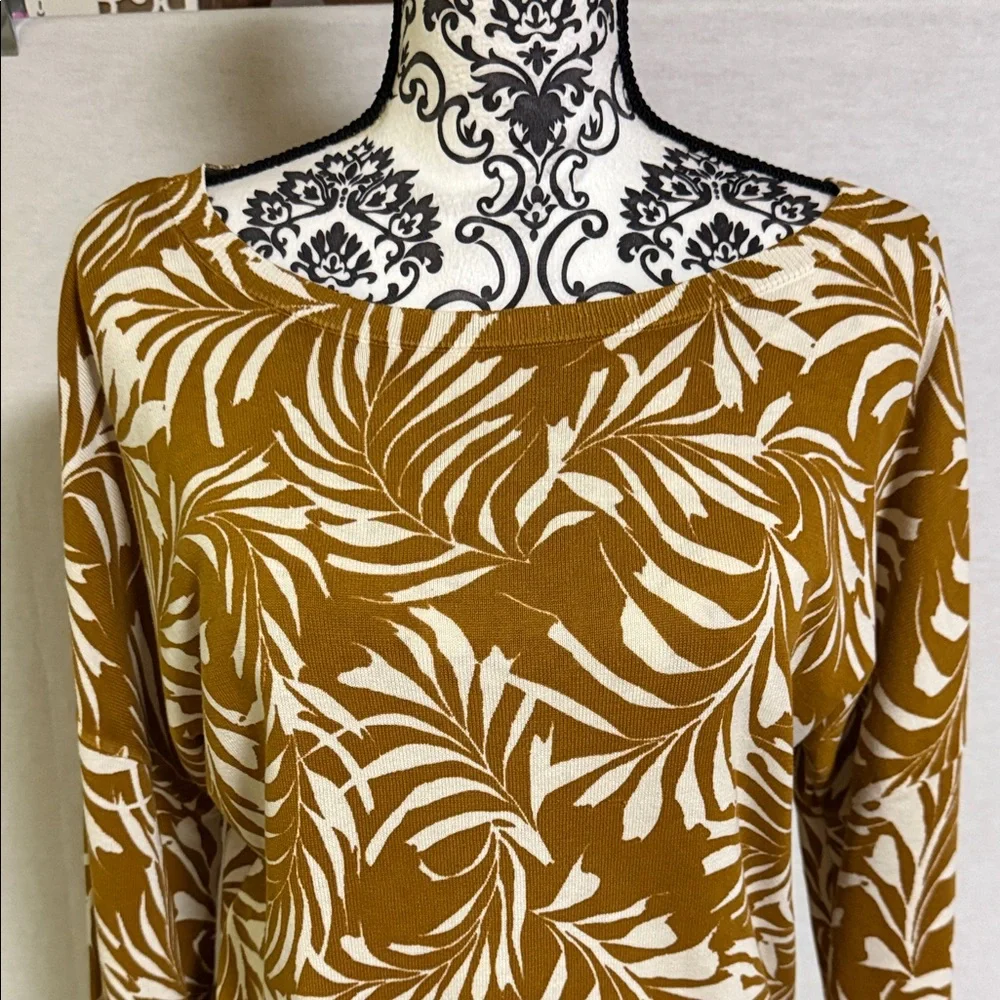 Garnet Hill Mustard Brown and White long sleeve Botanical Leaf Pattern Sweater - Picture 3 of 8